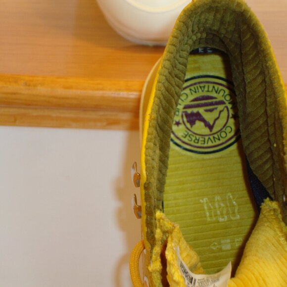 Converse Chuck Taylor All Star Leather Gore-Tex Lugged Waterproof Winter 7 NWT! - Picture 7 of 9